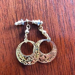 Gold colored round earrings